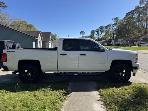 2014 Chevrolet Silverado 1500 1LT