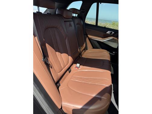 2023 BMW X5 M50i
