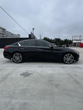 Black 2014 INFINITI Q50 Premium