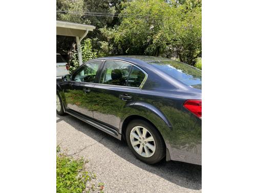 2012 Subaru Legacy 2.5i