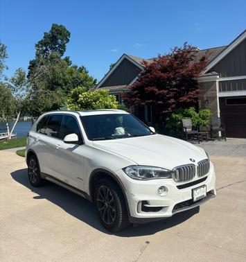 White 2017 BMW X5 xDrive35d