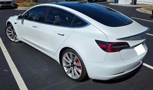 2019 Tesla Model 3 Performance