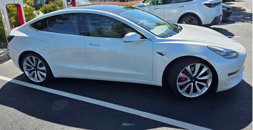 2019 Tesla Model 3 Performance