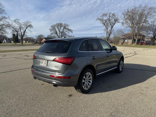 2017 Audi Q5 2.0T Premium