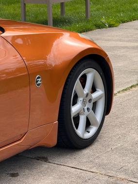 Orange 2004 Nissan 350Z Touring