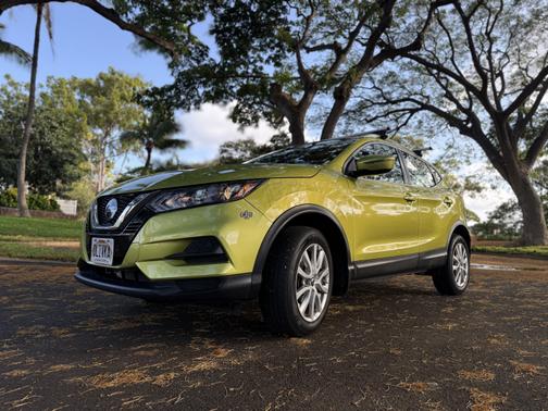 2020 Nissan Rogue Sport SV