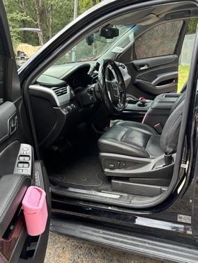 Black 2019 GMC Yukon SLT