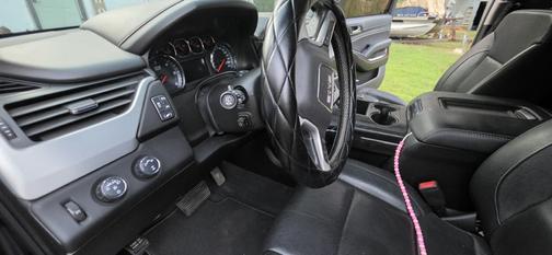 Black 2019 GMC Yukon SLT