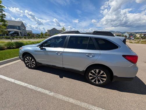 Silver 2016 Subaru Outback 2.5i Limited