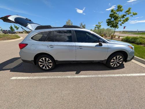 Silver 2016 Subaru Outback 2.5i Limited