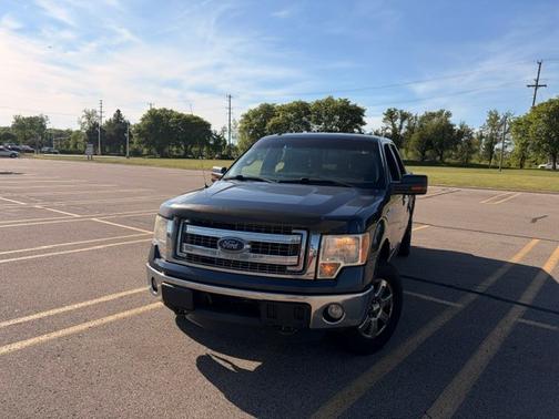 Blue 2013 Ford F-150 XLT