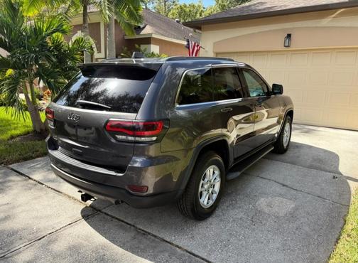 Gray 2019 Jeep Grand Cherokee Laredo E