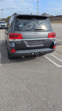 2016 Toyota Land Cruiser Base