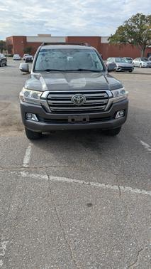 2016 Toyota Land Cruiser Base