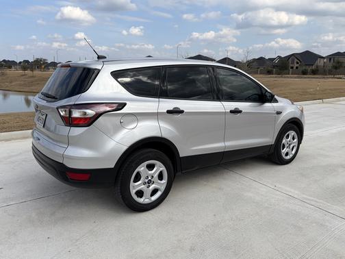 2017 Ford Escape S