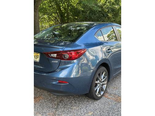 2018 Mazda Mazda3 Touring