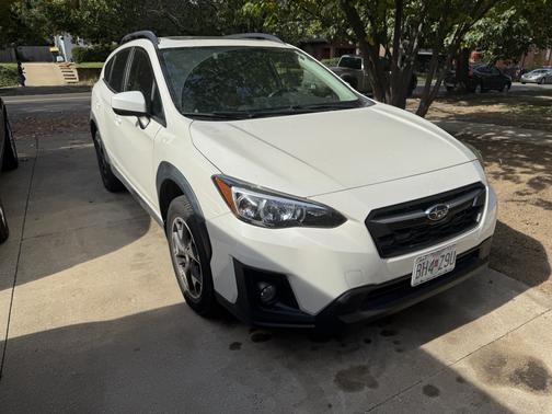 White 2019 Subaru Crosstrek 2.0i Premium