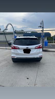 White 2021 Chevrolet Equinox 1LT