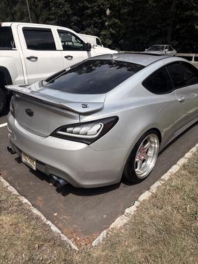 2010 Hyundai Genesis Coupe 2.0T Track