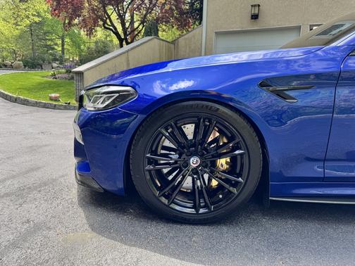 2023 BMW M5 Base