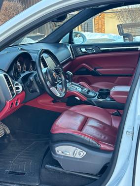 2015 Porsche Cayenne Cayenne Turbo