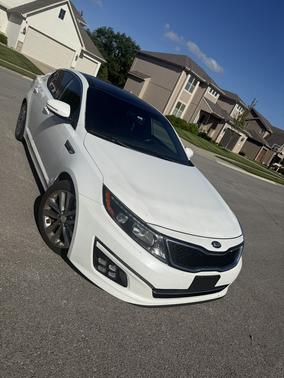 White 2014 Kia Optima SXL Turbo