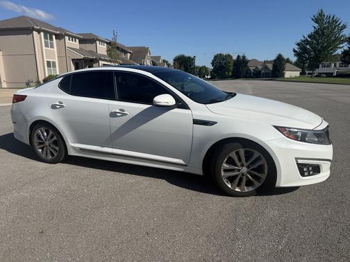 White 2014 Kia Optima SXL Turbo