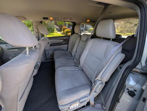 Silver 2015 Honda Odyssey EX