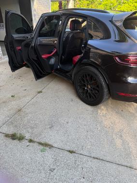 Black 2017 Porsche Macan Macan GTS