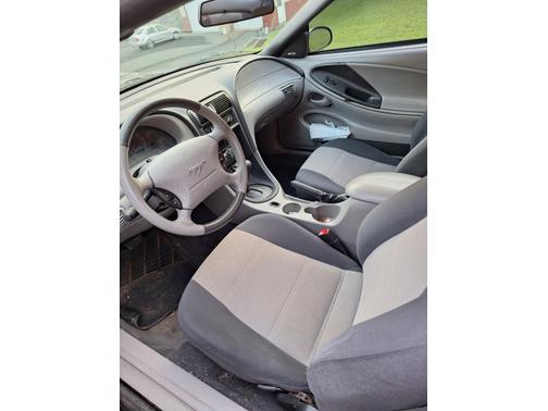 2003 Ford Mustang Base