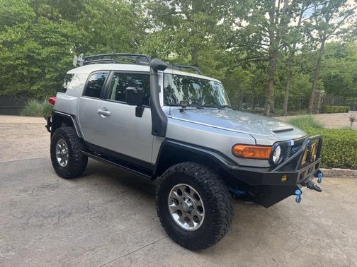 Silver 2007 Toyota FJ Cruiser Base
