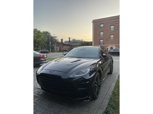 2023 Aston Martin DBX 707