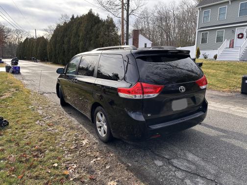 2014 Toyota Sienna LE