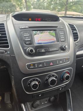 Black 2015 Kia Sorento LX