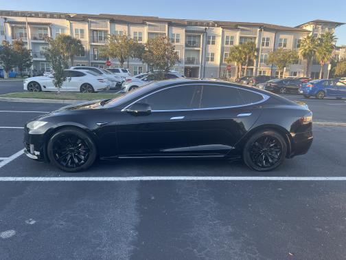 2017 Tesla Model S 75