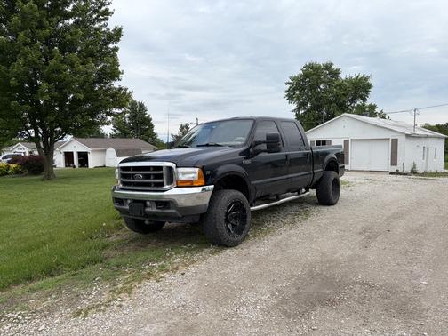 Black 2001 Ford F-250 Lariat Crew Cab Super Duty