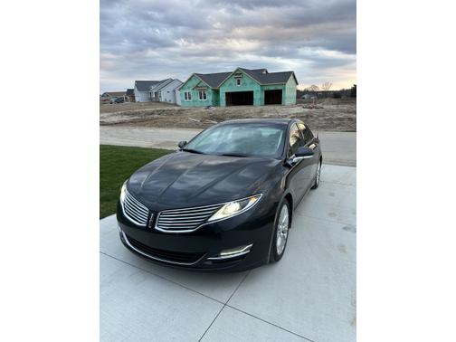 2014 Lincoln MKZ Base