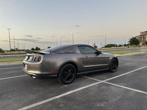 2014 Ford Mustang V6