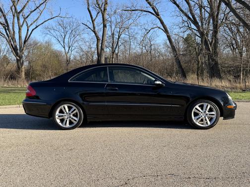 Black 2006 Mercedes-Benz CLK-Class 350
