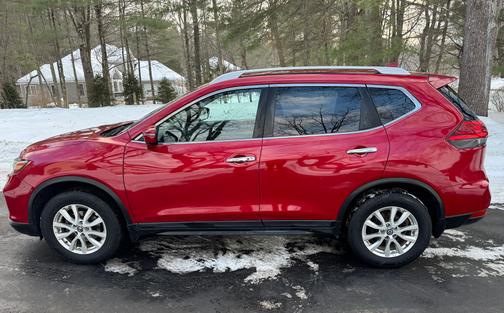 2017 Nissan Rogue SV