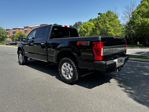 2022 Ford F-350 Platinum