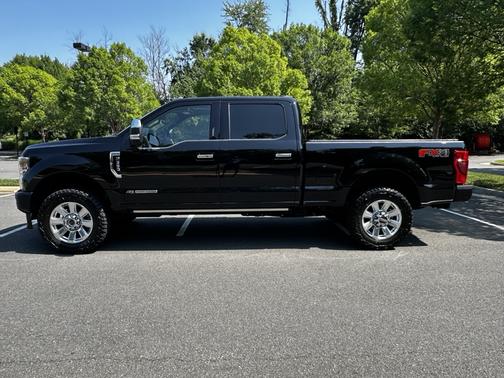 2022 Ford F-350 Platinum