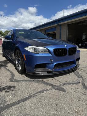 Blue 2013 BMW M5 Base
