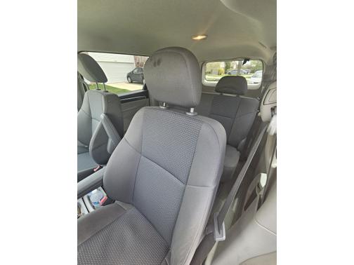 2009 Volkswagen Routan S