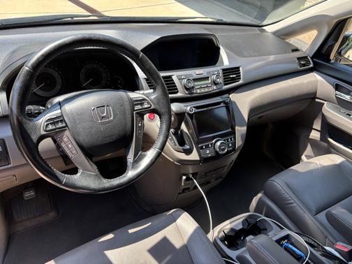 2014 Honda Odyssey Touring Elite