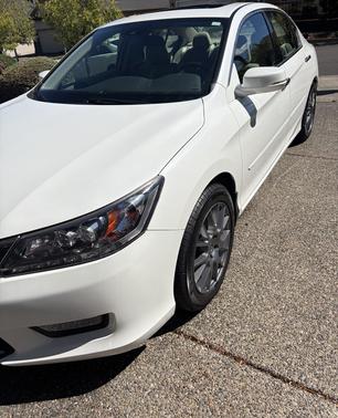 White 2014 Honda Accord Touring