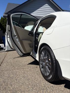 White 2014 Honda Accord Touring