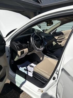 White 2014 Honda Accord Touring