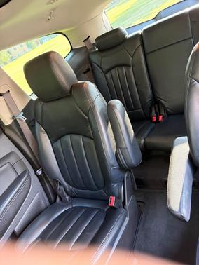 Red 2012 Chevrolet Traverse LT