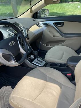 2011 Hyundai ELANTRA GLS